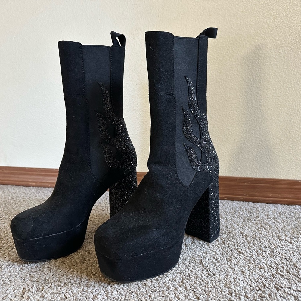 Lamoda black boot pumps